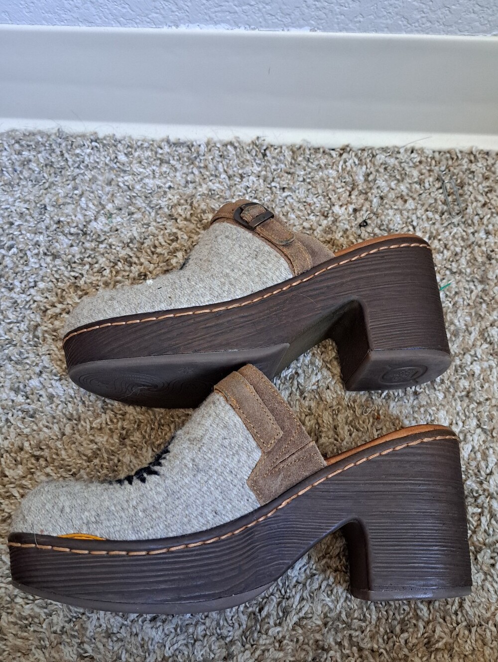 Born Western Boho Taupe Blanket Combo Print Carmen Clogs Leather Size 8 - Picture 9 of 11